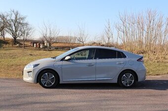 Hyundai IONIQ PHEV Plug-in Hybrid