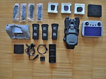 Prodám DJI Mavic 3 Pro Flymore Combo