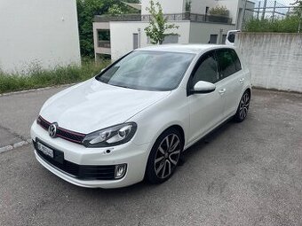 VW Golf VI GTI 155 kW 2.0 DSG Adidas Edice