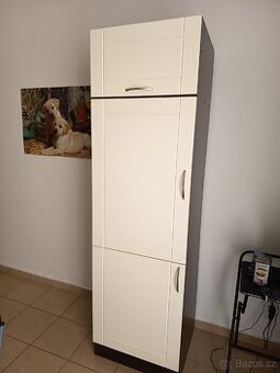 Kuchyňská skříň
