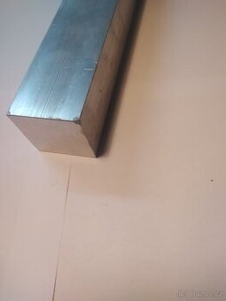 hliník tyč 4hran 30x195mm