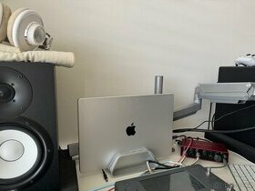 Macbook Pro (M1 Pro) 16 palcu 16GB RAM 500GB SSD Silver