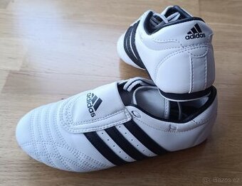 Taekwondo boty Adidas