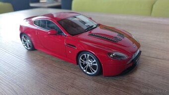 Modely AutoArt a Kyosho 1:18