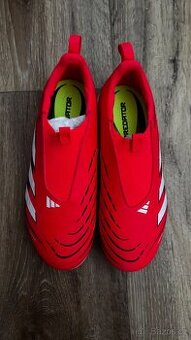 Kopačky Adidas Predator vel.34