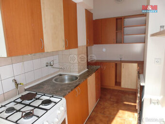 Pronájem bytu 2+1, 71 m², ul. Bacháčkova, Pardubice