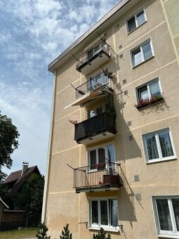 Markýza Hixon 240 cm na balkón