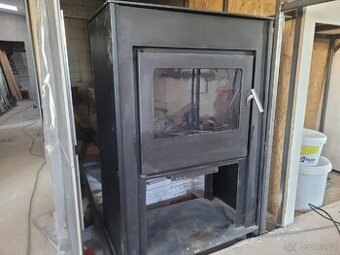 Kamna s teplovodním výměníkem 11kw