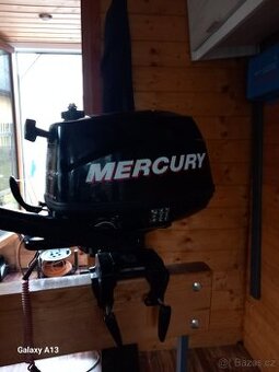 Lodni motor Mercury 5 čtyřtakt