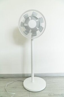 Xiaomi Mi Smart Standing Fan 2 – chytrý stojací ventilátor