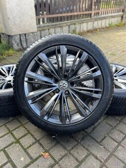 ORIGINÁL Alu Volkswagen Liverpool R18, 5x112 - TOP, ZIMNÍ