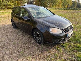 VW Golf 5 1.6 Gt line 2007 5dveř vyhř sed.