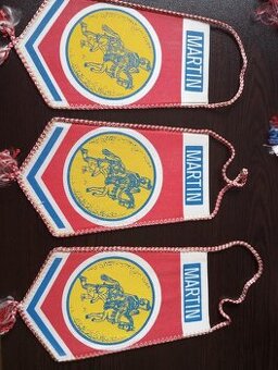 Retro vlaječky+odznaky