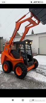 Půjčím pronajmu smykový nakladač Locust 903 (UNC)