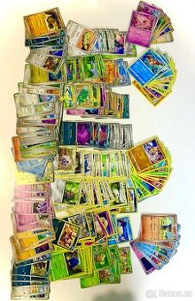 Pokemon karty - 100/200/300 kusů - NEOPAKUJÍCÍ SE