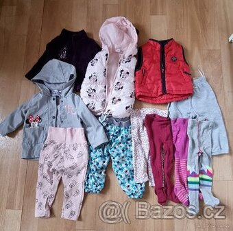 Dětské oblečení - velikost 12 měsíců