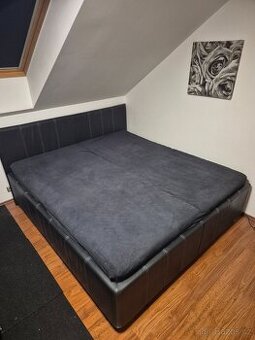 Luxusní a hodně bytelná postel 180x200