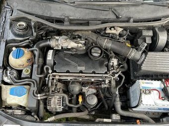 Octavia 1 motor+převodovka