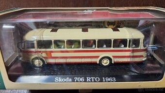 Model autobus Škoda 706 RTO 1963