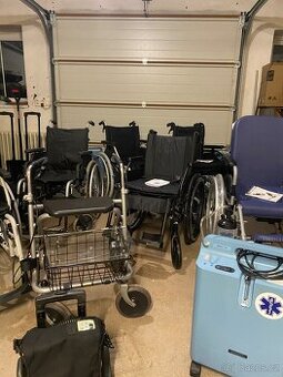 Půjčujeme kompenzační pomůcky