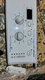 Čelní panel - displej/ovladače - Indesit IWSND51051