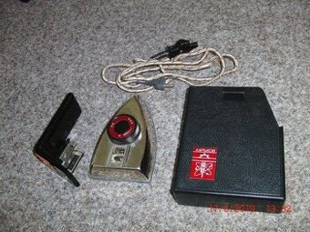 Cestovní žehlička