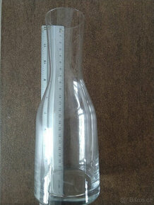 Prodám carafu na vino