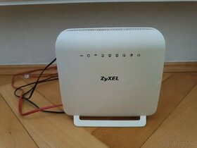 Router Zyxel - 1