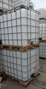 Nádrž IBC kontejner 1.000 L - Zásobník  - stavba  - Zahrada