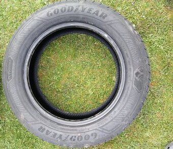 Gooodyear nové pneu 215_60_R17
