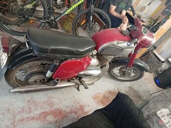 Jawa 250 - 1