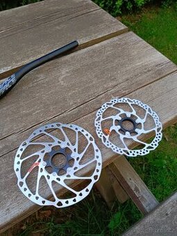 Kotouče nové centrolock Shimano 203/180 - 1