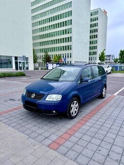 VW Touran 1.9tdi 66kw rv.06 7.míst