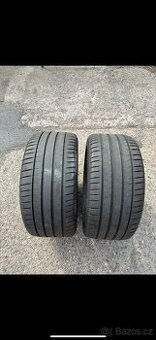 275/40 r19
