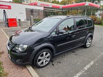 VW Touran CROSS. 1.9tdi 77kw