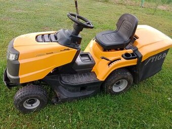 Zahradní traktor Stiga 3084