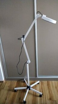 Nová kosmetická lampa 120 Led, 24W