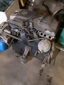 Motor mercedes 250 D