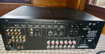 ZESILOVAČ - 1