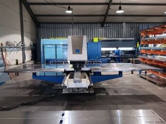 Vysekávací lis TRUMPF TruMatic 1000 R, použitý, z roku 2006.