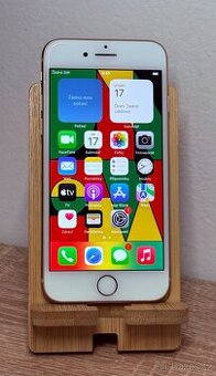 iPhone 8 - 64 Zlatý ( Velmi slušný stav )