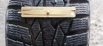 Zimní pneu 195/65R15 Nokian