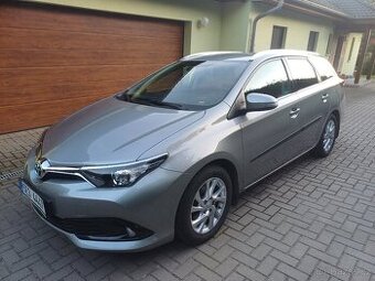 Prodám Toyota Auris combi 1,2 T, automat