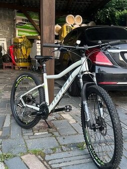 Dámské Horské kolo Ghost Lanao Essential 27.5