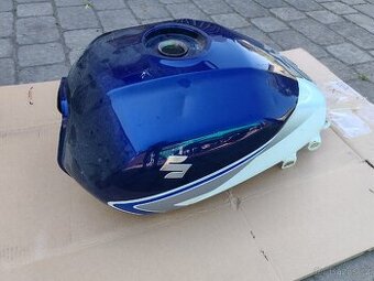 Suzuki gsx1400