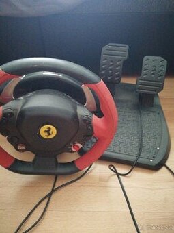 Prodám Ferrari 458 Spider pedály a volant