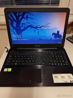 ASUS F556UQ-DM309T