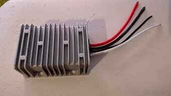 Měnič napětí DC to DC 14,5V, 20A