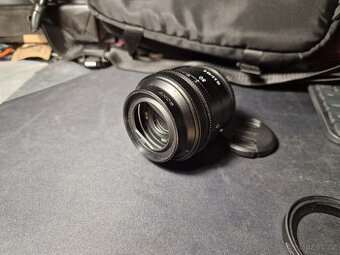 Sony FE 50mm f/2.5 G + bohaté příslušenství