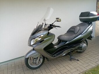 Suzuki Burgman 400 - 1